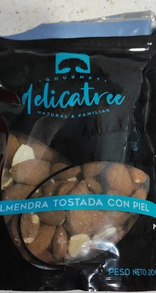Almendras tostadas con piel