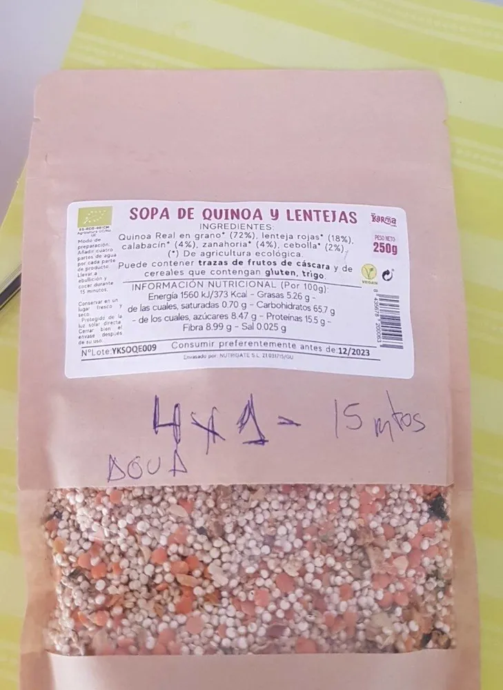 Sopa de quinoa y lentejas