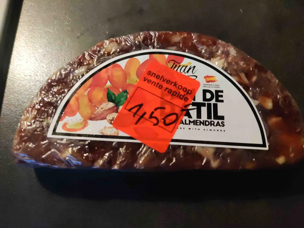 dadelbrood met amandelen / pain de dattes aux amandes