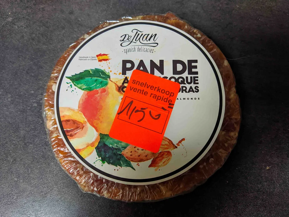 abrikozenbrood met amandelen pain de abricots aux amandes