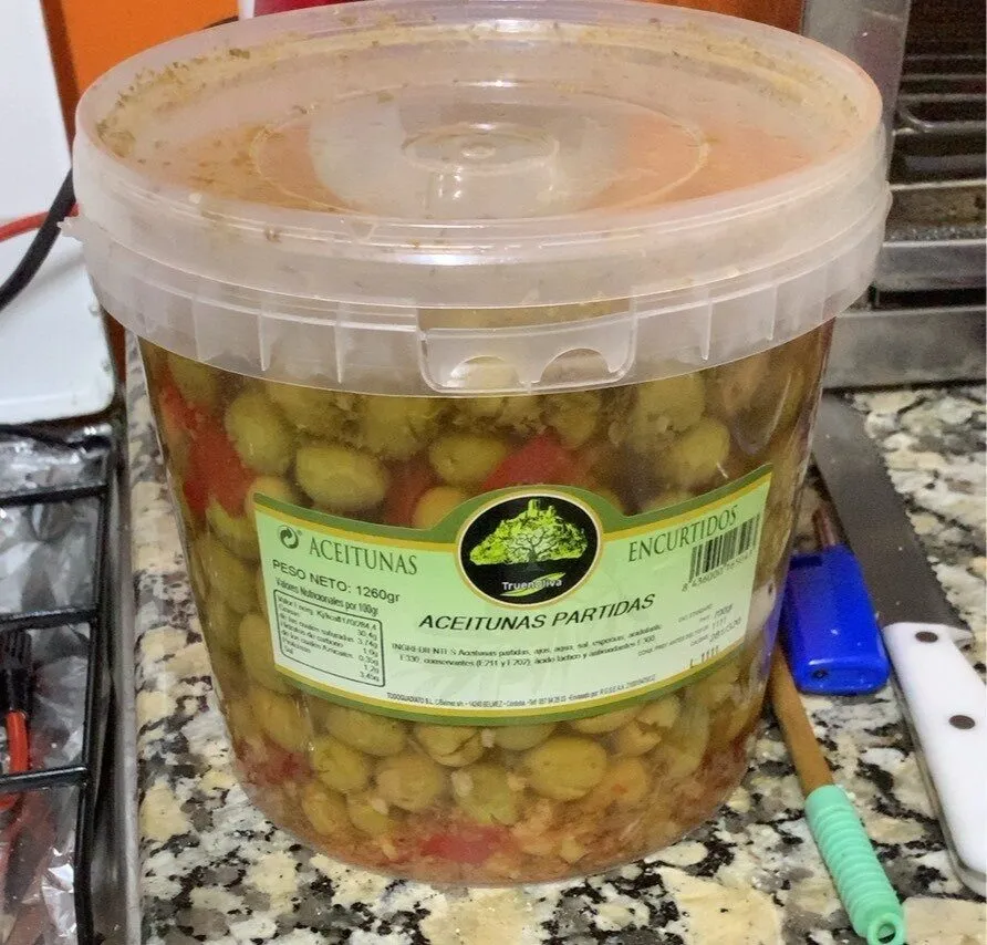 Aceitunas partidas