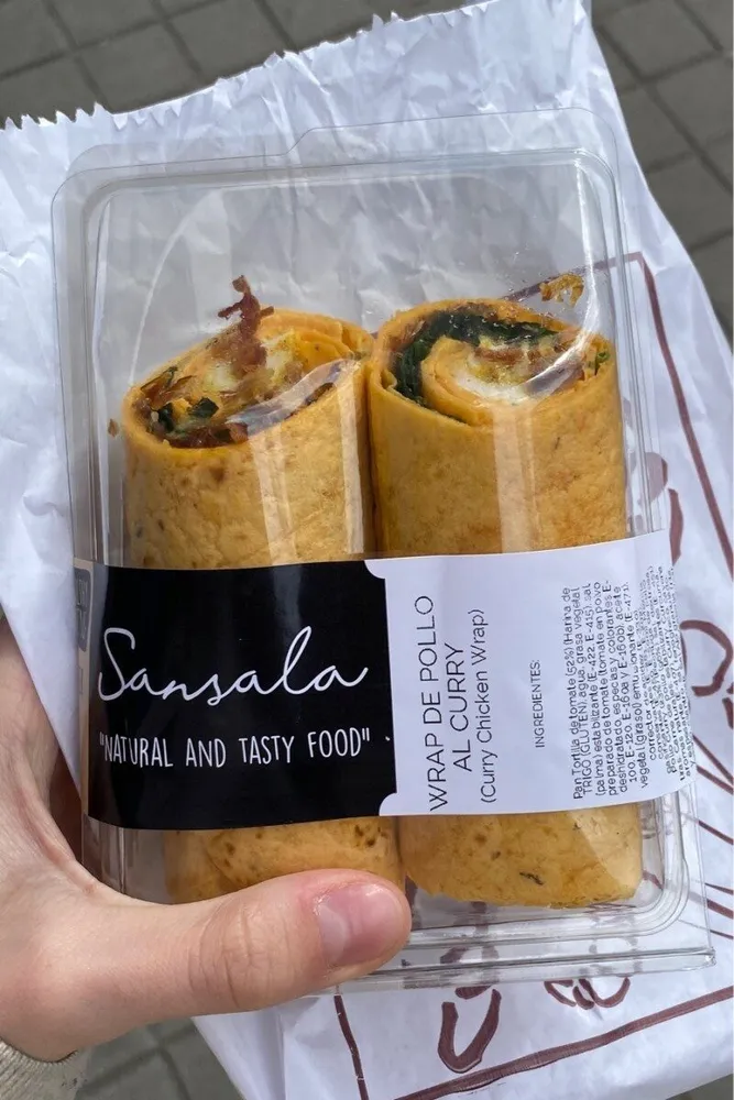 Wrap de pollo al curry