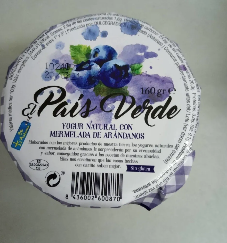 Yogurt Natural con mermelada de arándanos