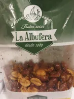 Cacahuete frito piel