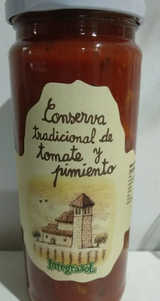 Conserva tradicional de tomate y pimiento