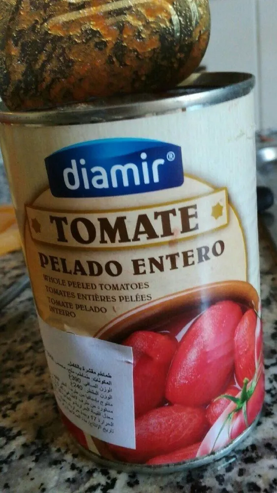 Tomate pelado entero