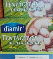 Tentáculos de cefalópodos al ajillo
