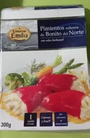 Pimientos rellenos de bonito del norte con salsa bechamel