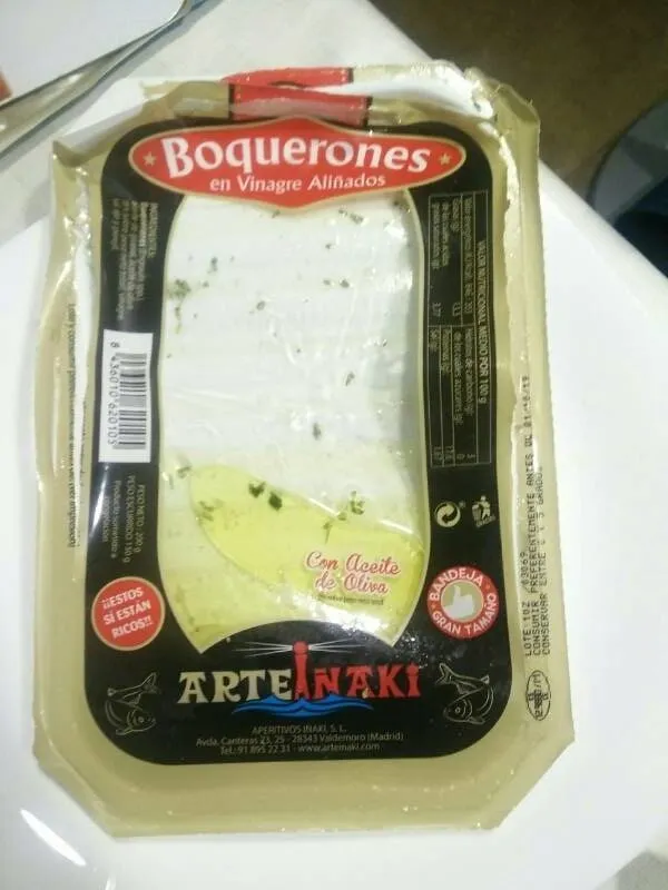 Boquerones en vinagre aliñados