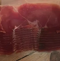 Serranos jamon bodega