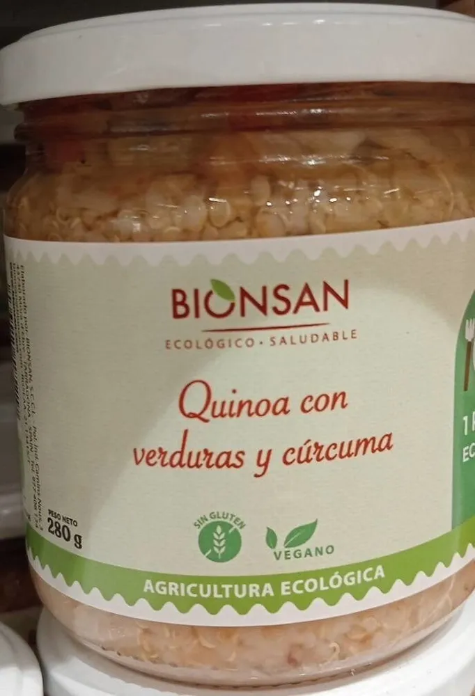 Quinoa con verduras y cúrcuma