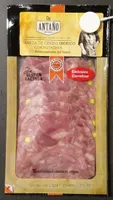 Cabeza de cerdo ibérico con pistachos