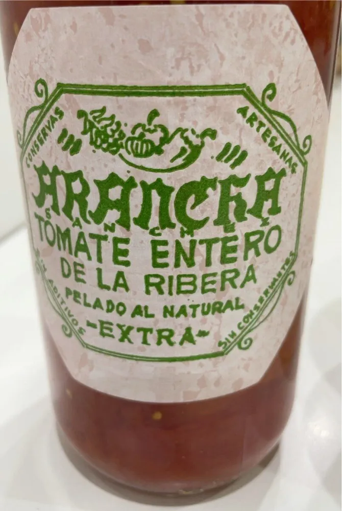 Tomate entero de la Ribera