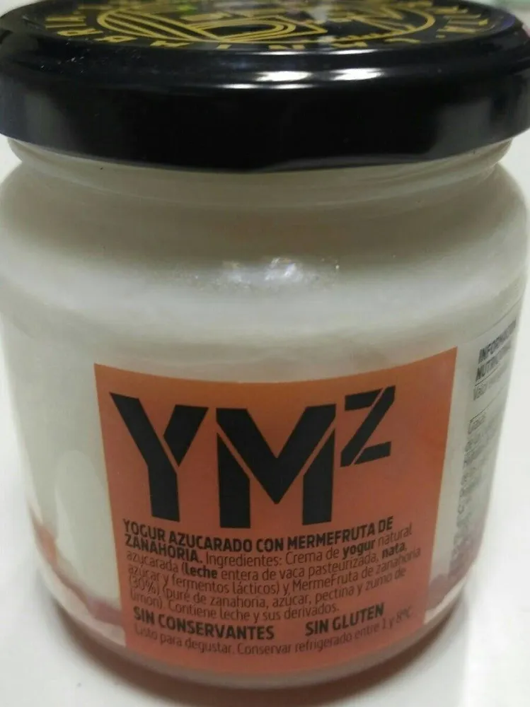 Yogur con memefruta zanahoria