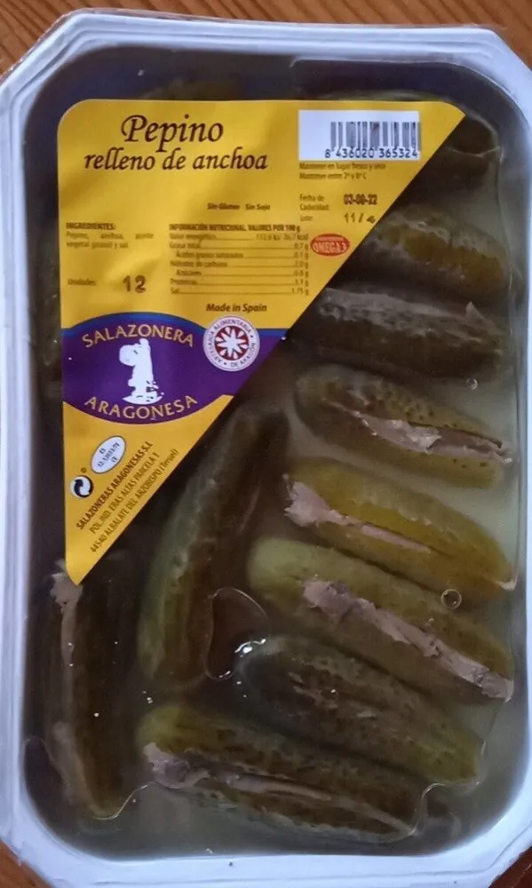 Pepino relleno de anchoa
