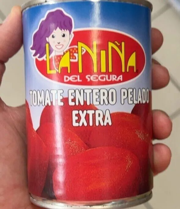 Tomate entero pelado