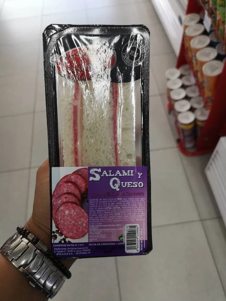 Salami y queso