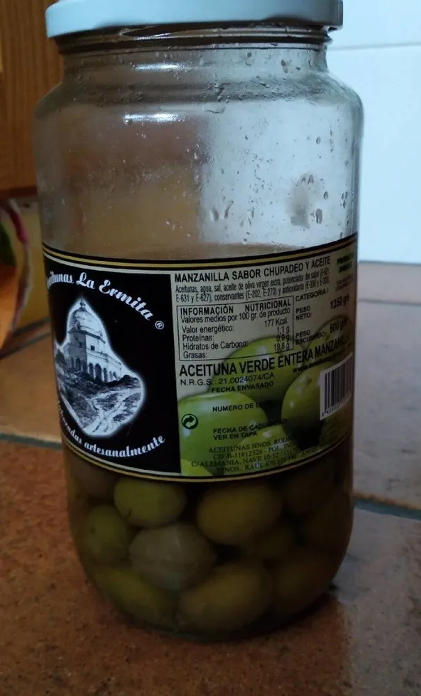 Aceituna verde entera manzanilla