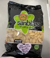 Almendra repelada frita
