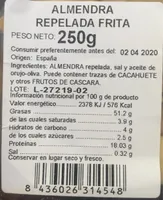Almendra repelada frita