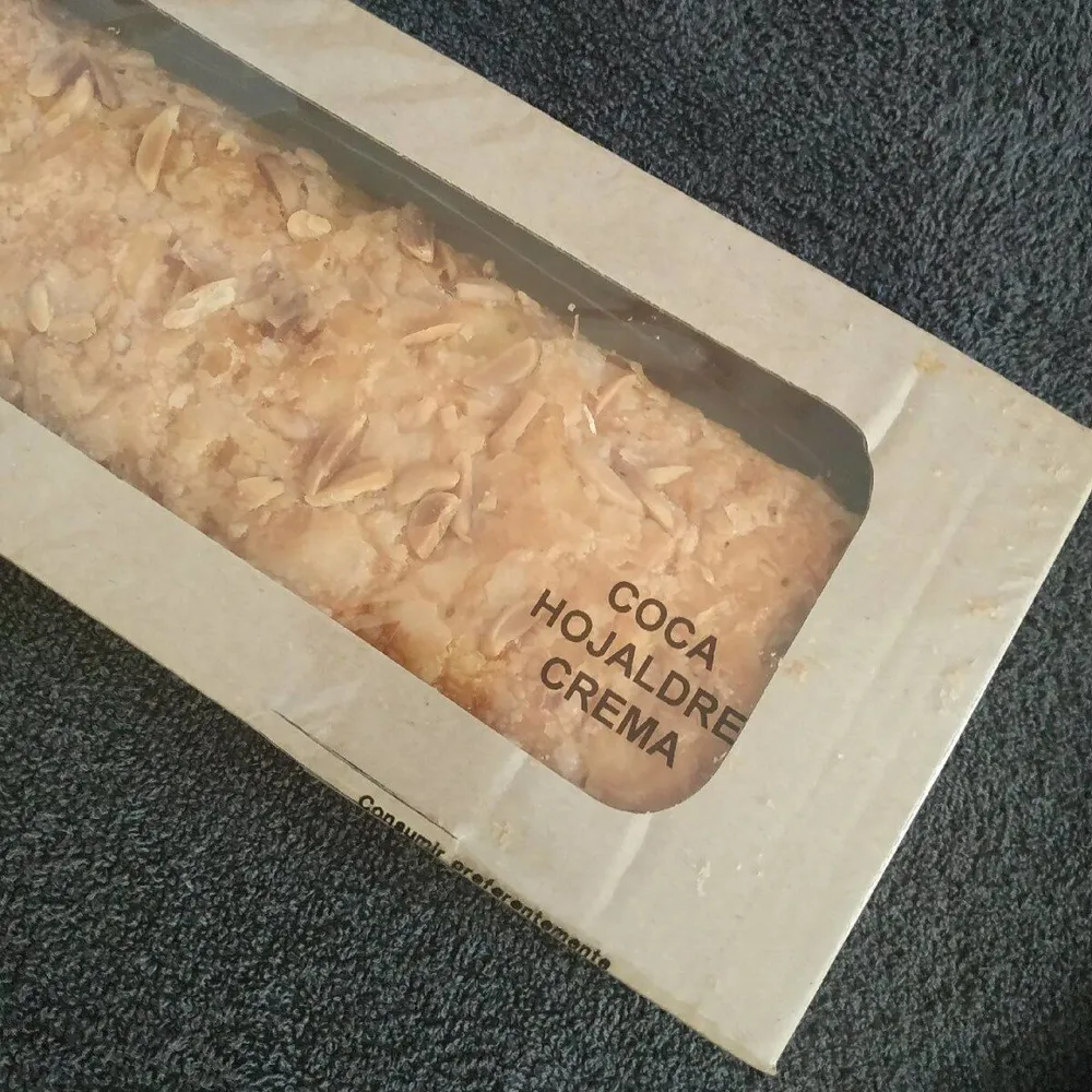Coca Hojaldre Crema