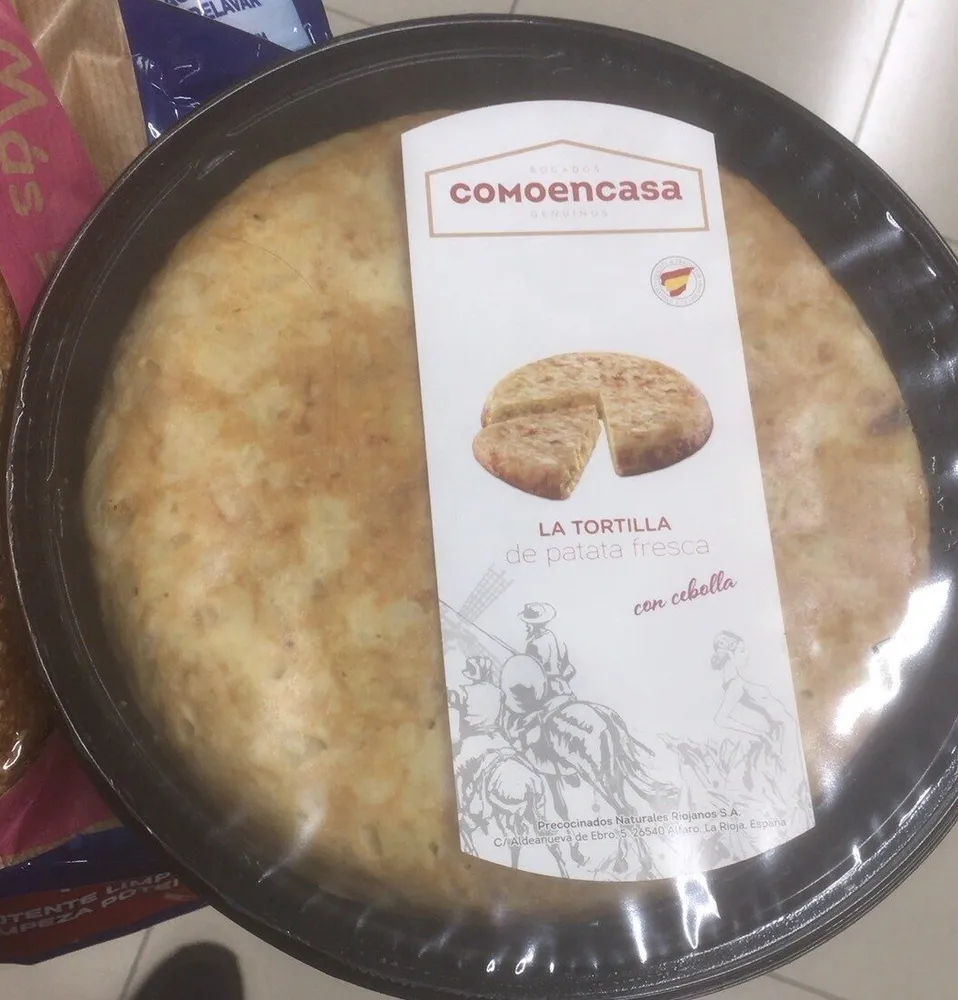 Tortilla de patata con cebolla