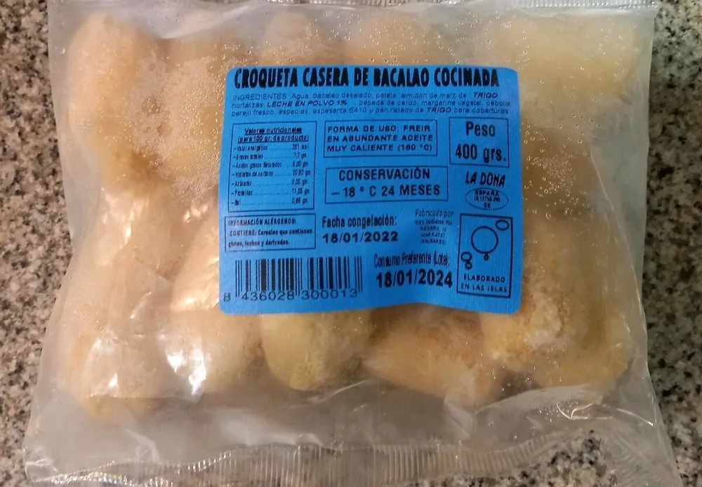 Croqueta casera de bacalao cocinada
