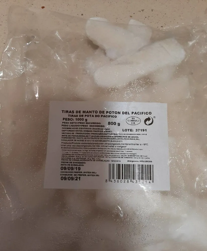 Tiras de manto de potón del pacífico