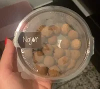 Avellana con chocolate blanco canela y cacao