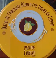 Onzas de chocolate blanco con trozos de limón