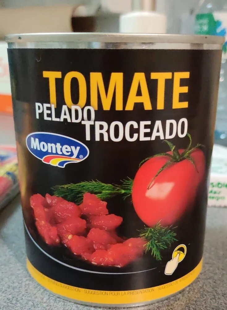 Tomate pelado troceado