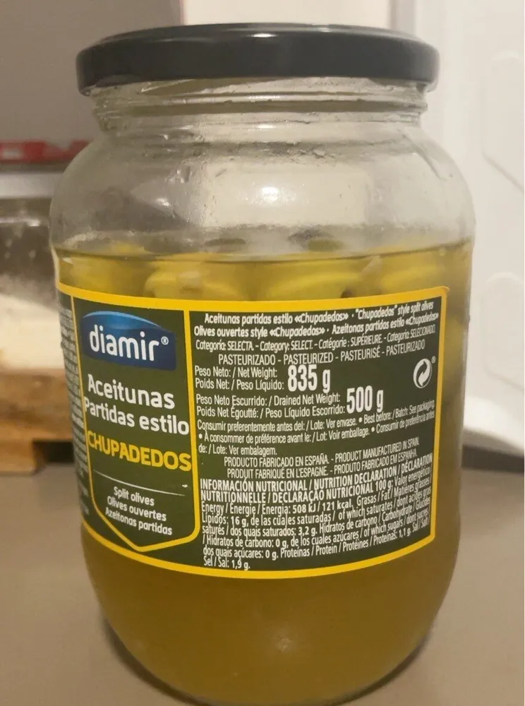 Aceitunas partidas estilo chupadedos