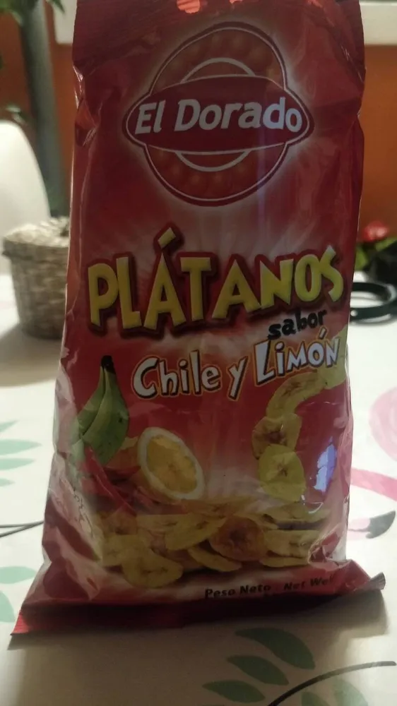 Plátanos sabor chile y limón