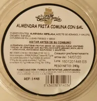 Almendra frita comuna con sal