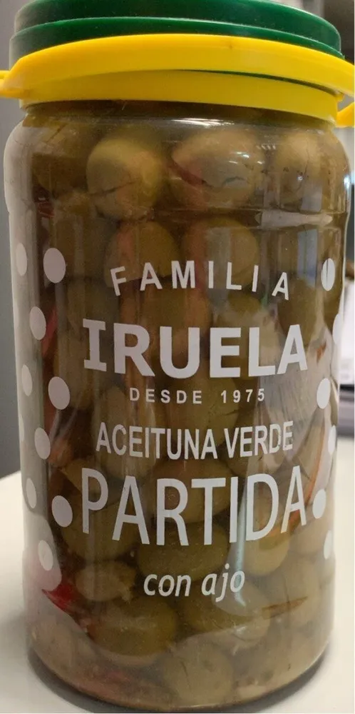Aceituna verde partida