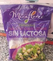 Dados de queso gouda sin lactosa