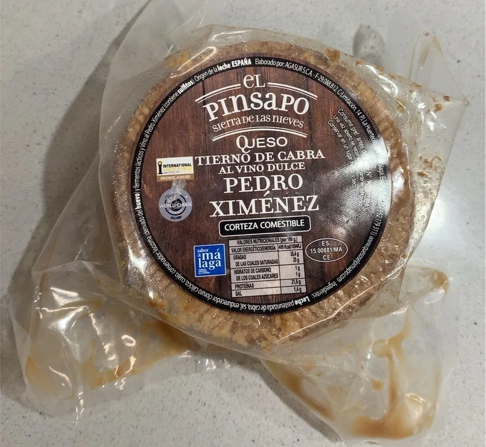 Queso tierno de cabra al vino dulce Pedro Ximenez