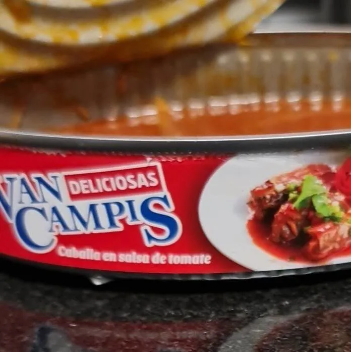 Caballa en salsa de tomate