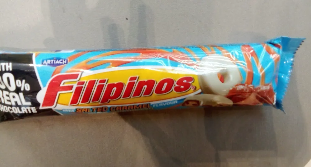 Galleta bañada con chocolate blanco sabor caramelo salado