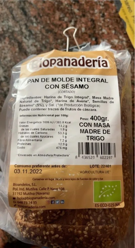 Pan de molfr integral con sésamo