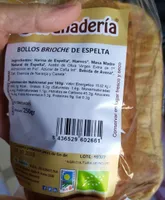 Bollos brioche de espelta