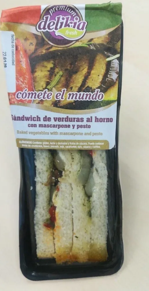 Sándwich de verduras al horno con mascarpone y pesto