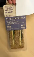 Sandwich mediterraneo de tapenade