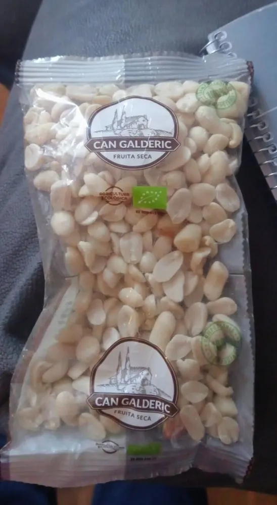 Cacahuete crudo pelado