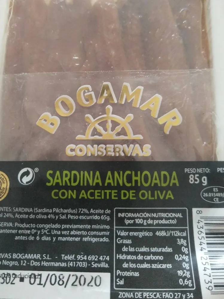 Sardina anchoada con aceite de oliva