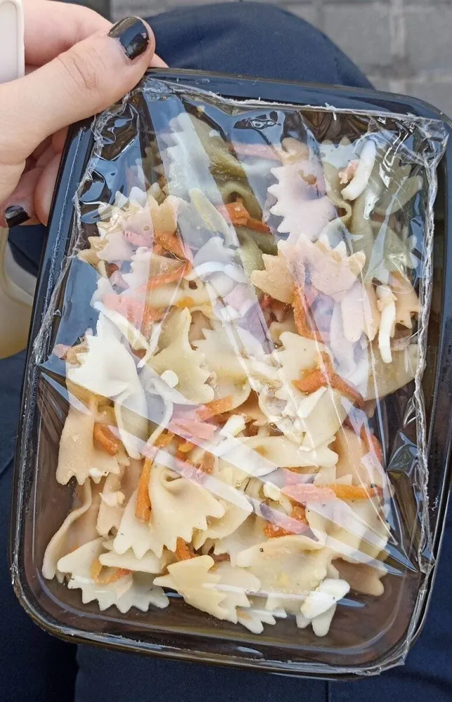 Amanida de pasta amb salmó