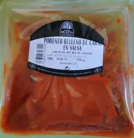 Pimiento relleno de carne en salsa