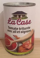 Tomate triturée avec ail et oignons