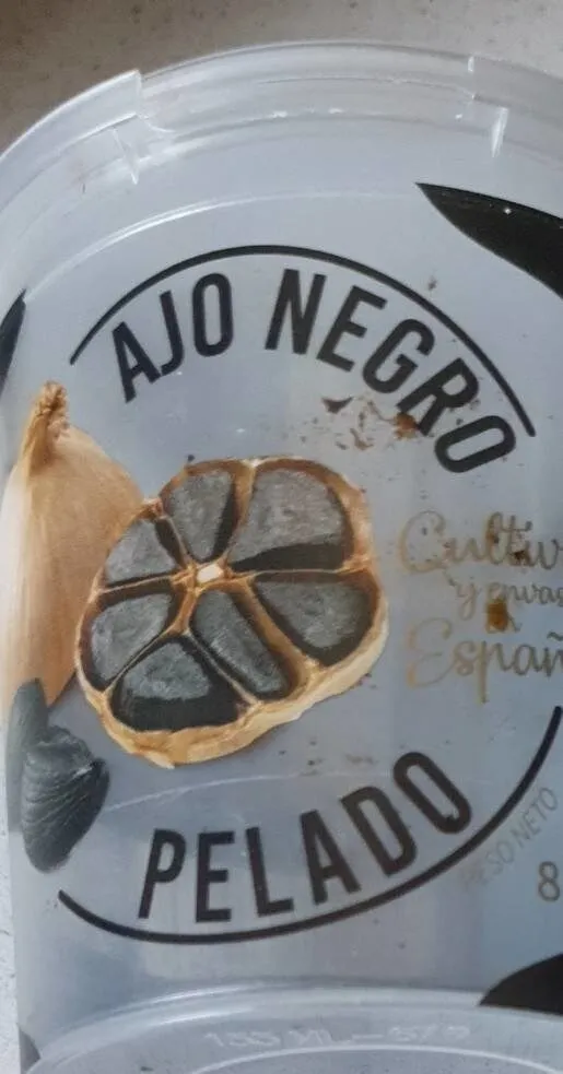 Ajo negro pelado