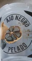 Ajo negro pelado
